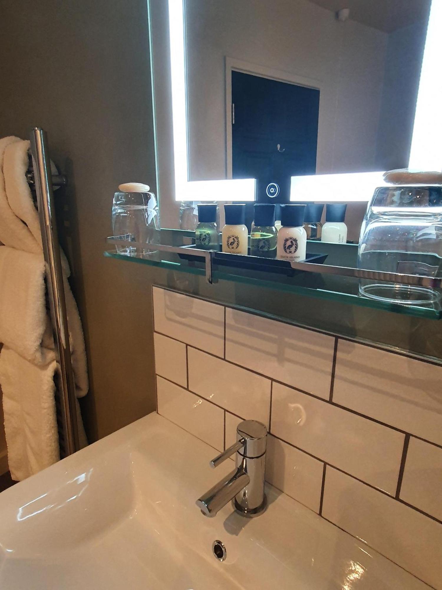 The Coach And Horses Hotel Hexham Phòng bức ảnh